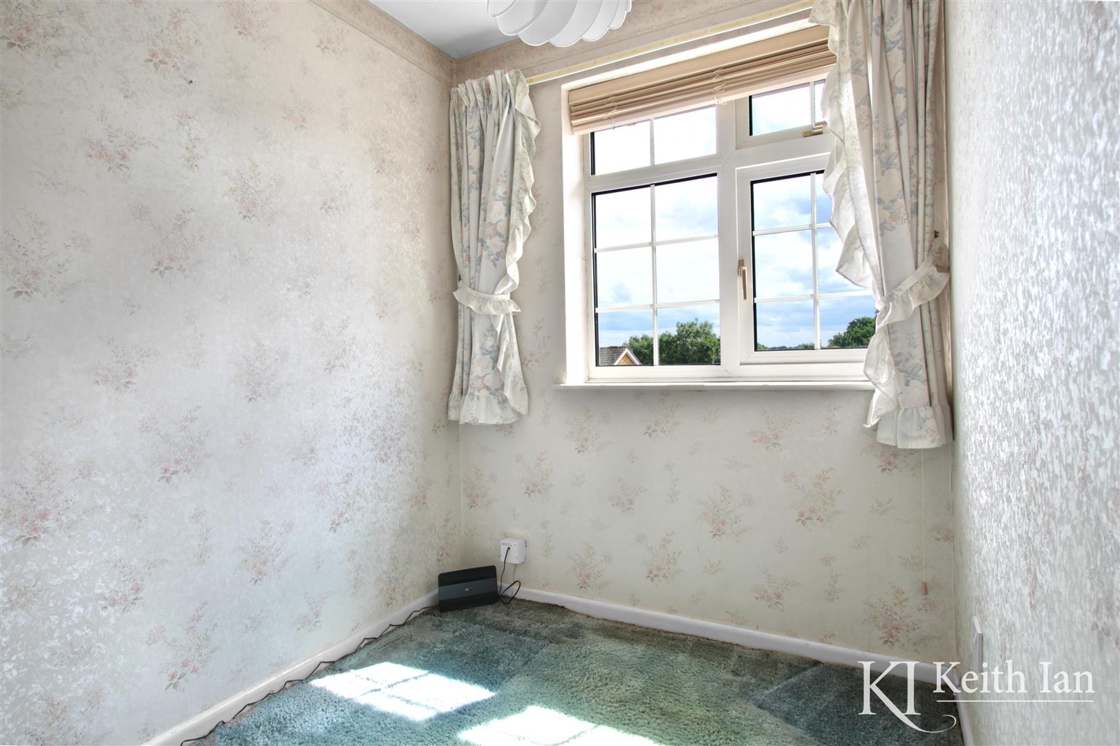 Smarts Green, Cheshunt, Waltham Cross Keith Ian